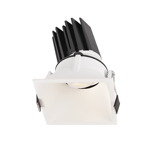 TAIWAN SQUARE  7-10W BLANCO 24º TILTABLE 180-250mA  SWITCH 2K7-3K2-4K